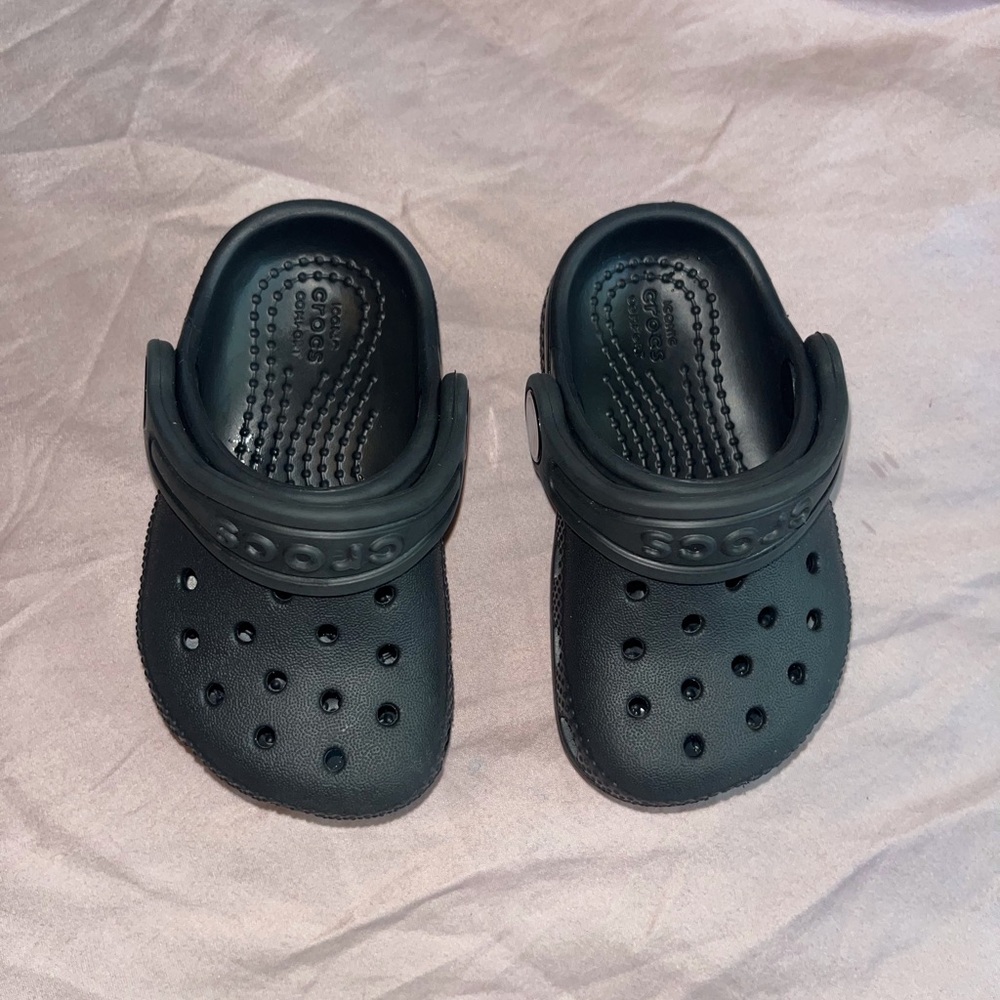 CROCS Kids' Classic Black Sandals